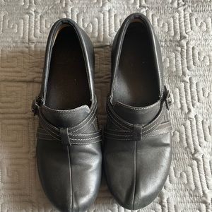 Abeo black size 11 small wedge dressy clog. Barely worn.